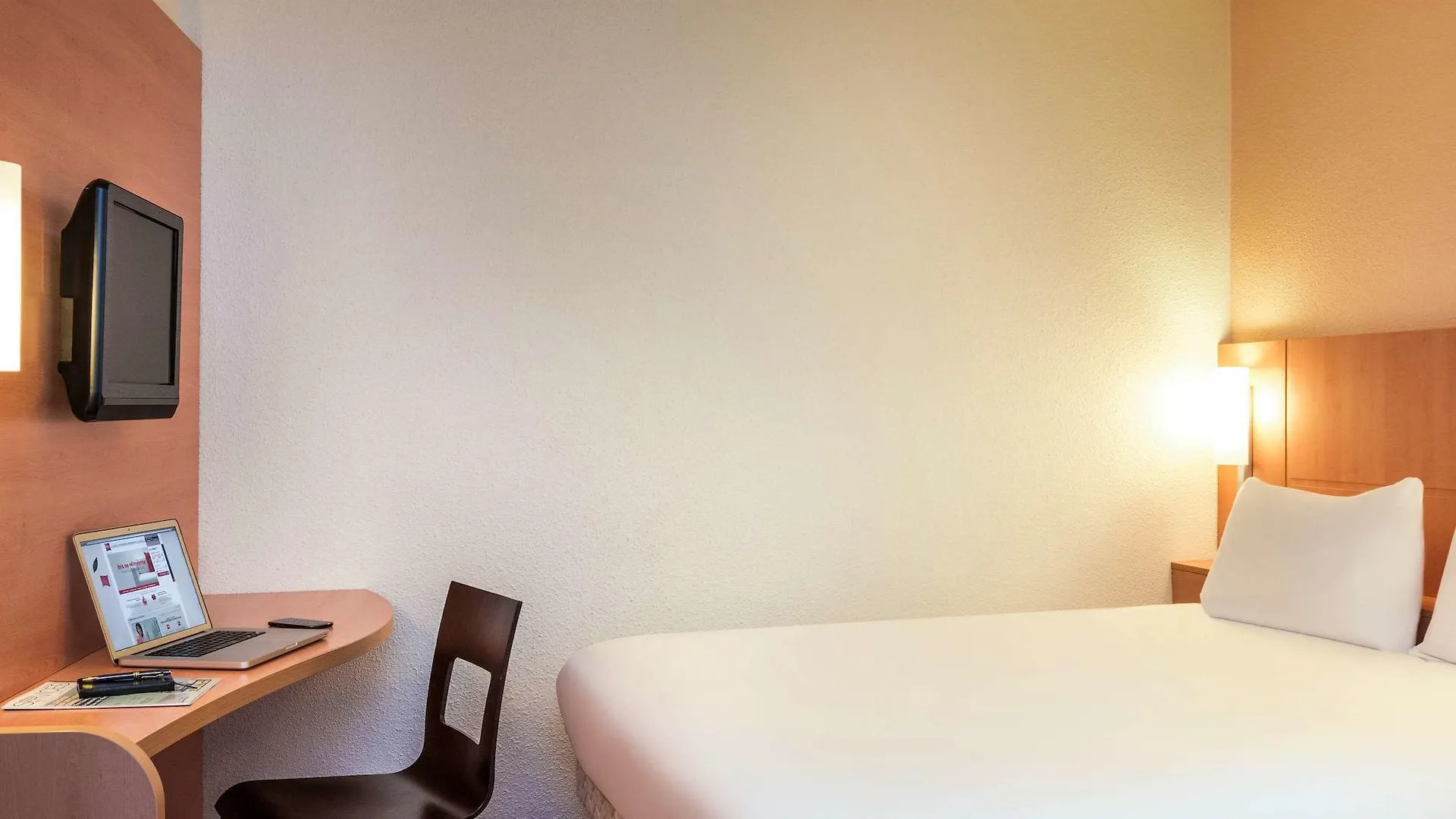 Hotel ibis Paris Sacré Coeur 18ème