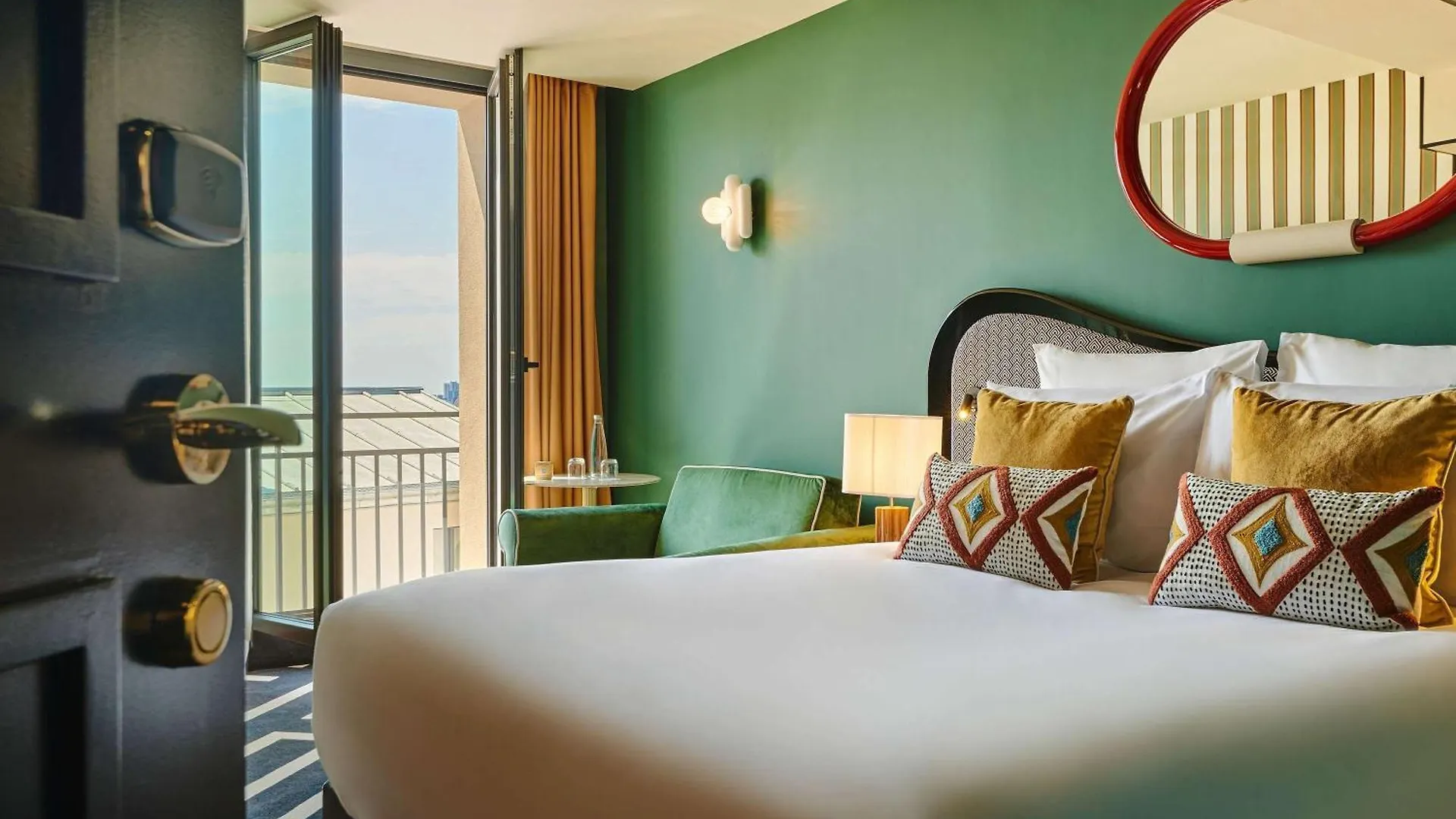 Hotel Mercure Paris Butte Montmartre Basilique