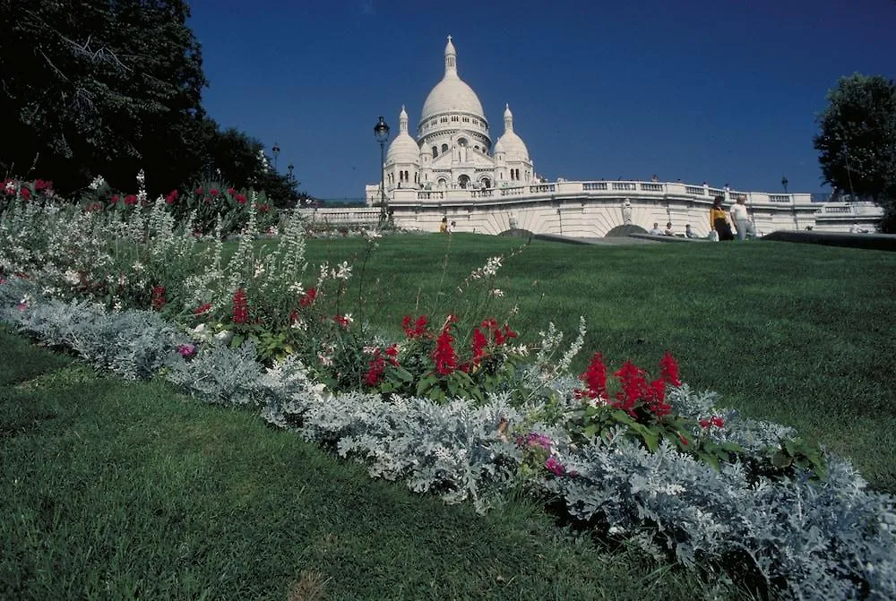 Mercure Paris Butte Montmartre Basilique Hotel France