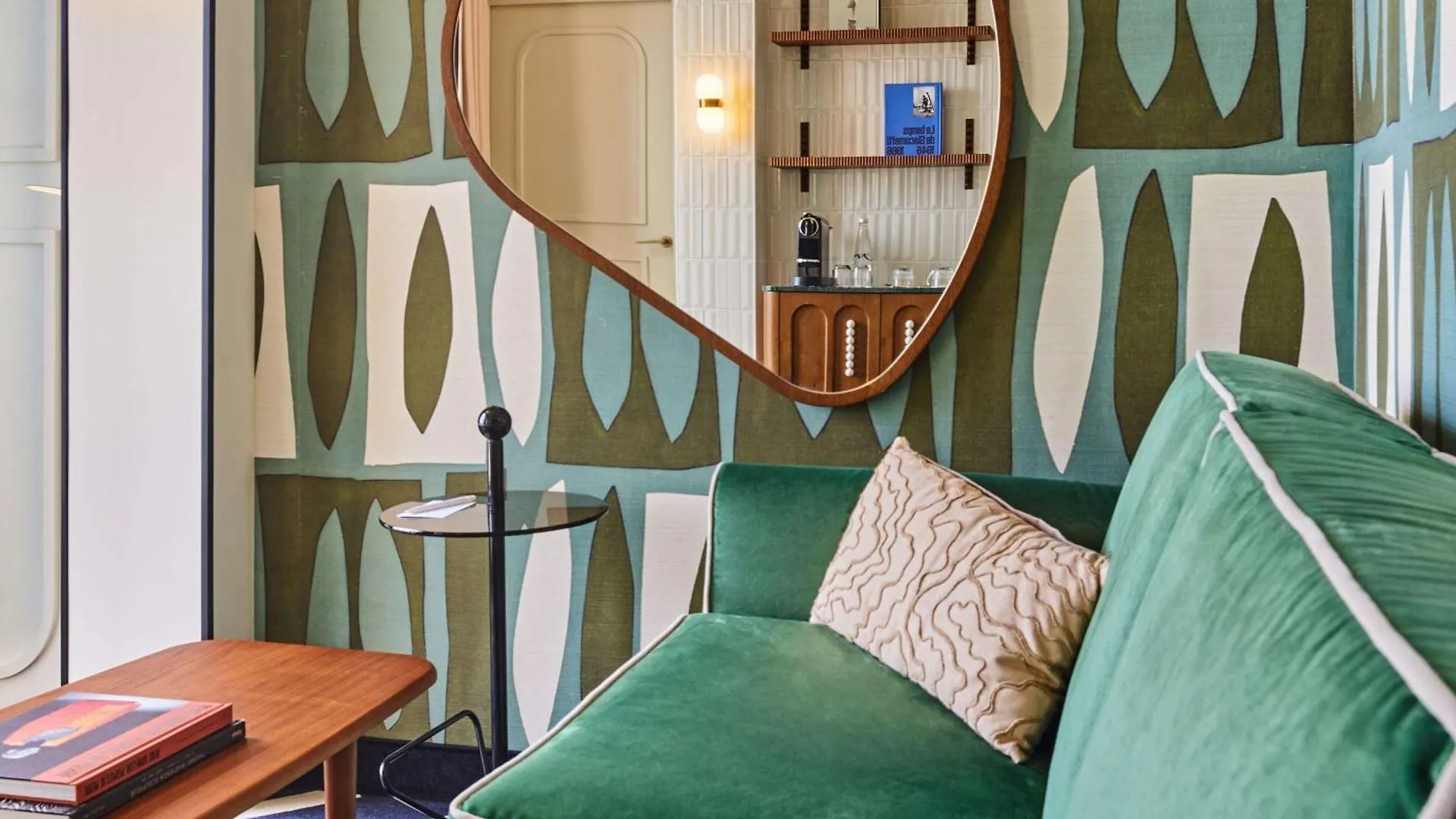 Mercure Paris Butte Montmartre Basilique Hotel