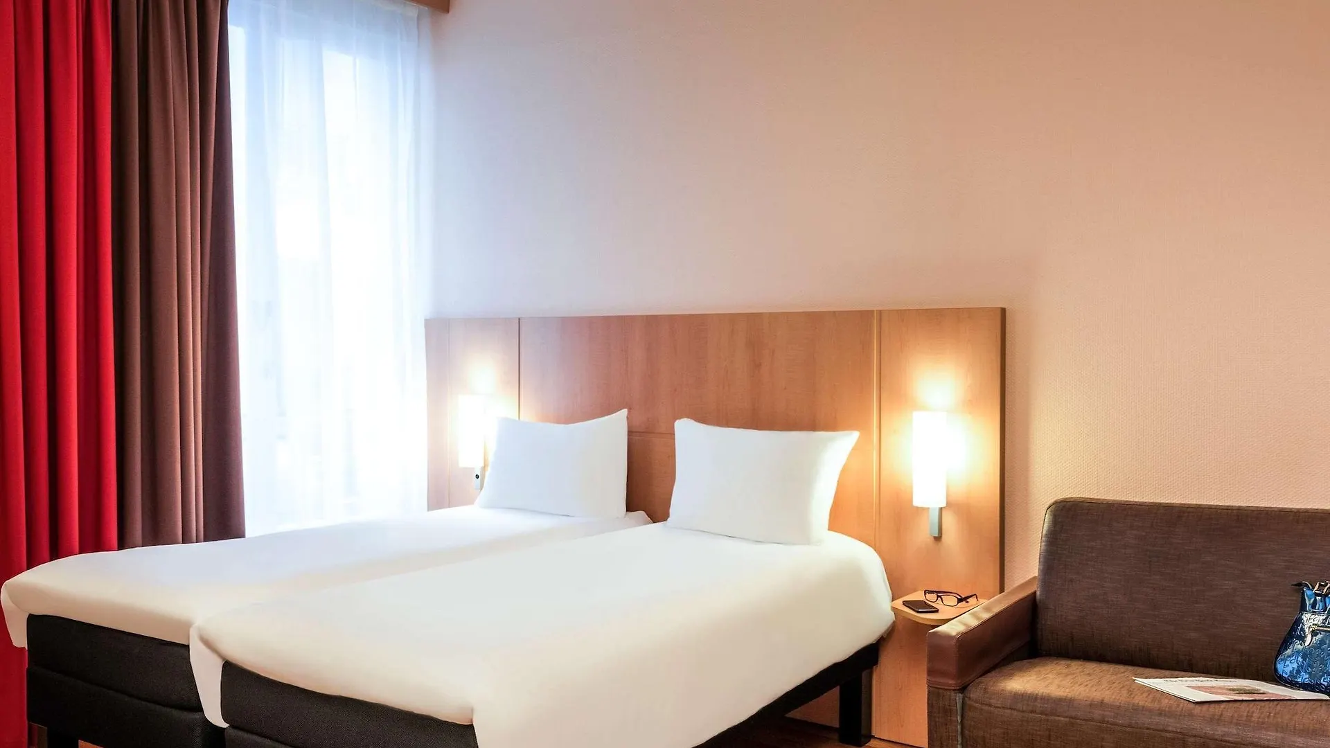 **** Hotel Mercure Paris Butte Montmartre Basilique France